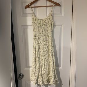 Aritzia pale yellow white flowers dress midi length size medium worn once
